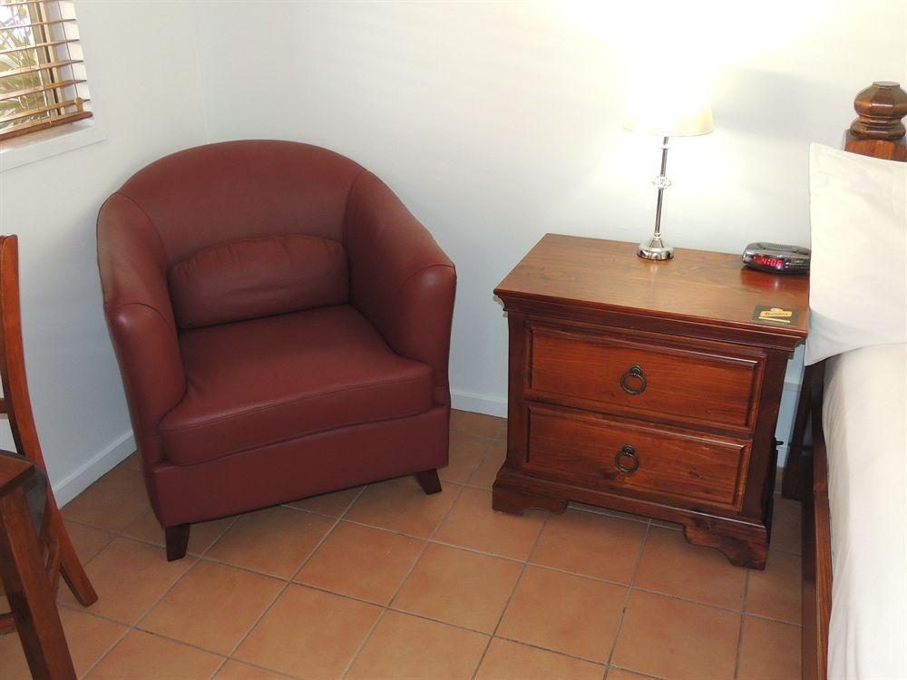 בונדברג Sugar Country Motor Inn מראה חיצוני תמונה