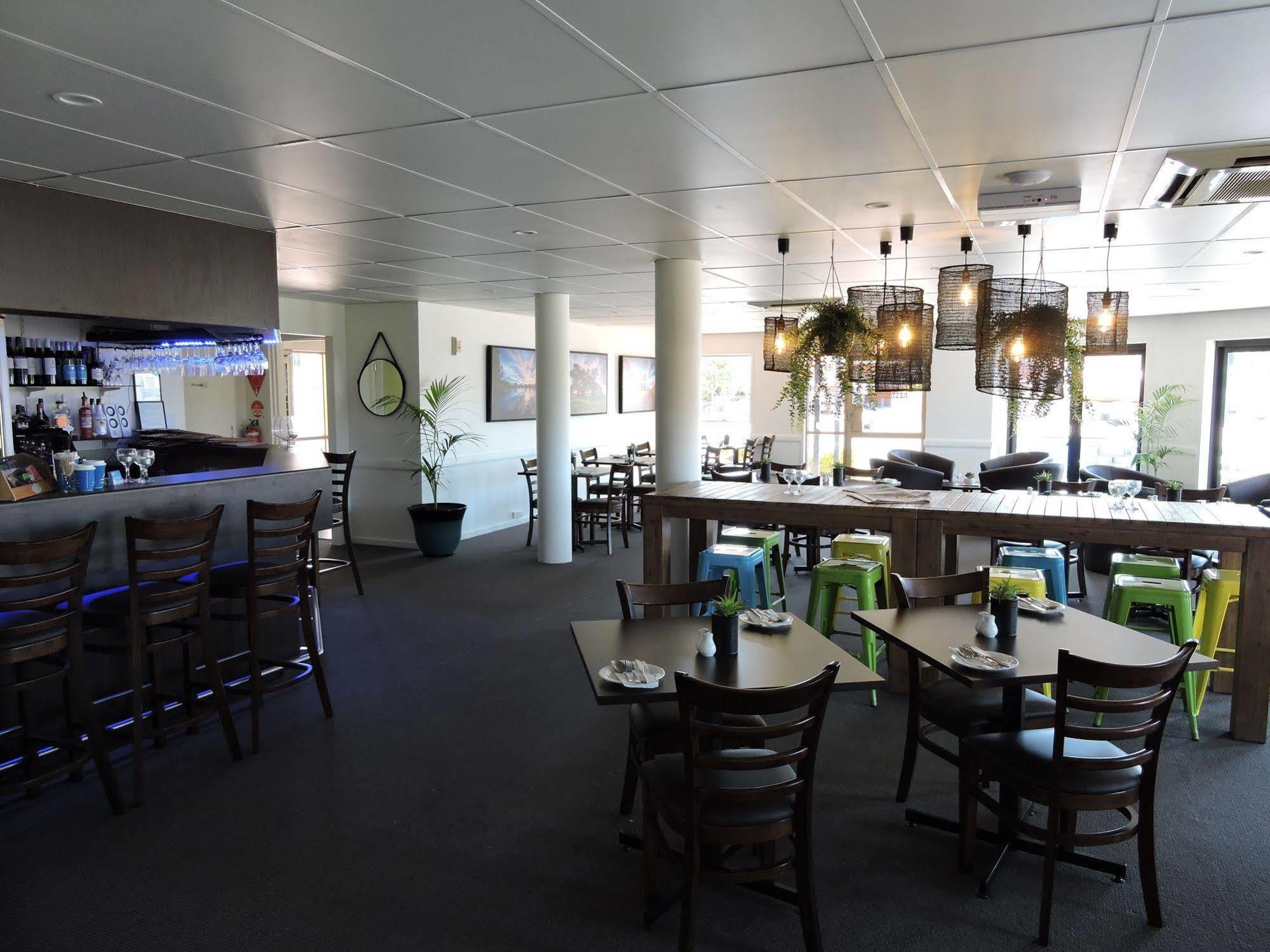 בונדברג Sugar Country Motor Inn מראה חיצוני תמונה