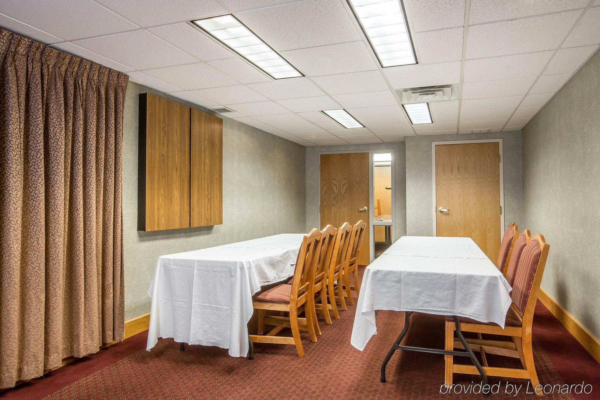 בונדברג Sugar Country Motor Inn מראה חיצוני תמונה
